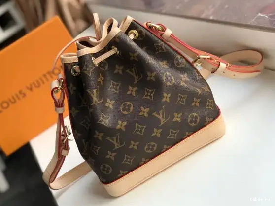 NOE BB VUITTON LOUIS 0427